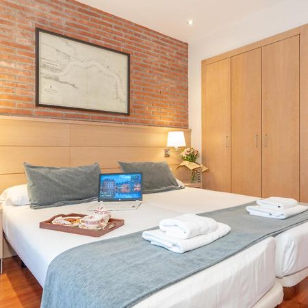 Serennia Cest Apartamentos Arc de Triomf Barcelona Exterior foto