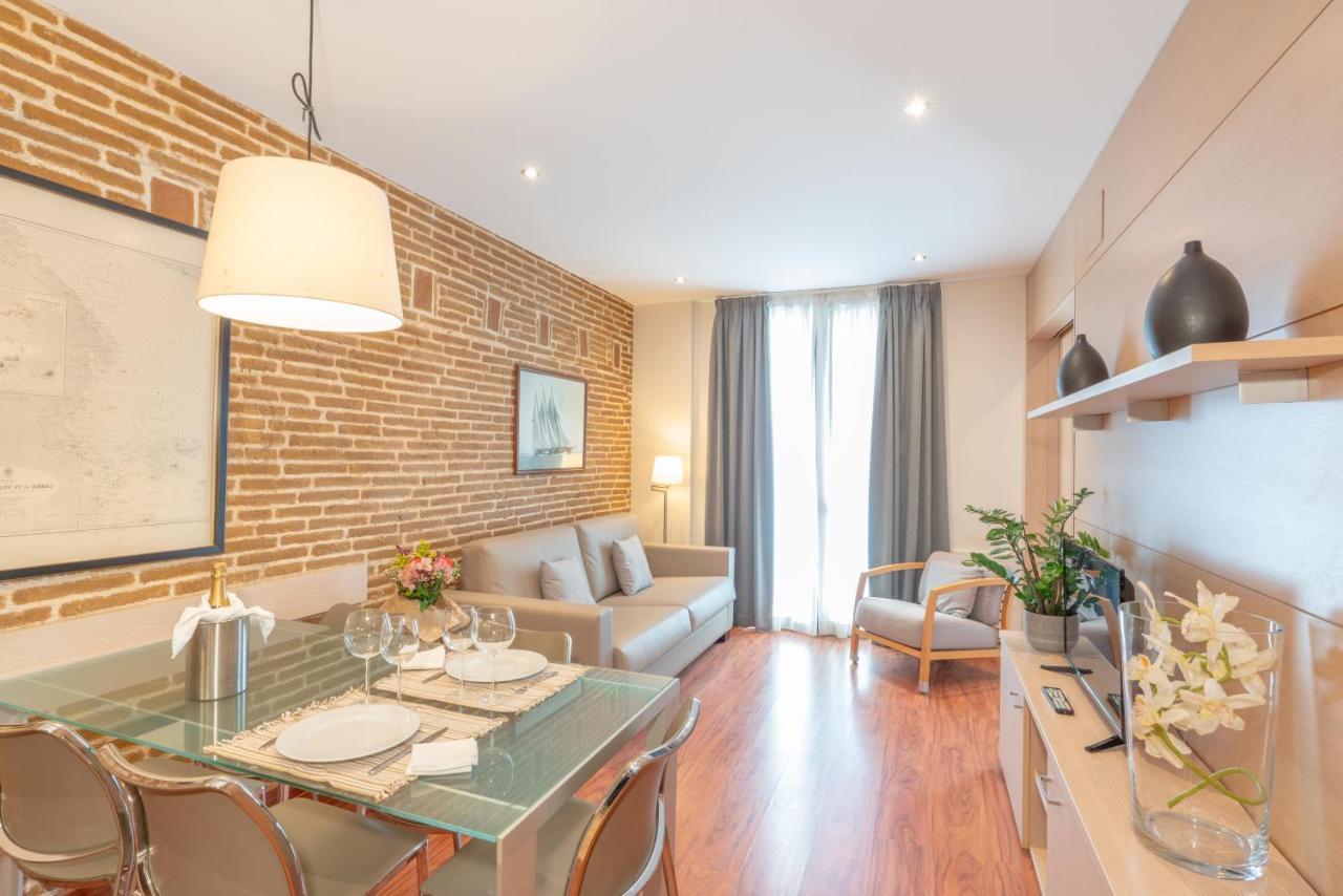 Serennia Cest Apartamentos Arc de Triomf Barcelona Exterior foto