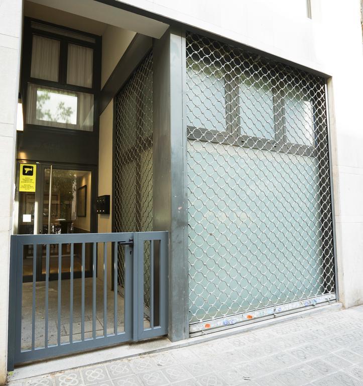 Serennia Cest Apartamentos Arc de Triomf Barcelona Exterior foto