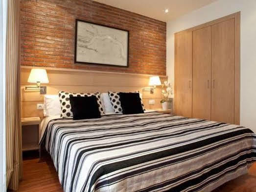 Serennia Cest Apartamentos Arc de Triomf Barcelona Exterior foto